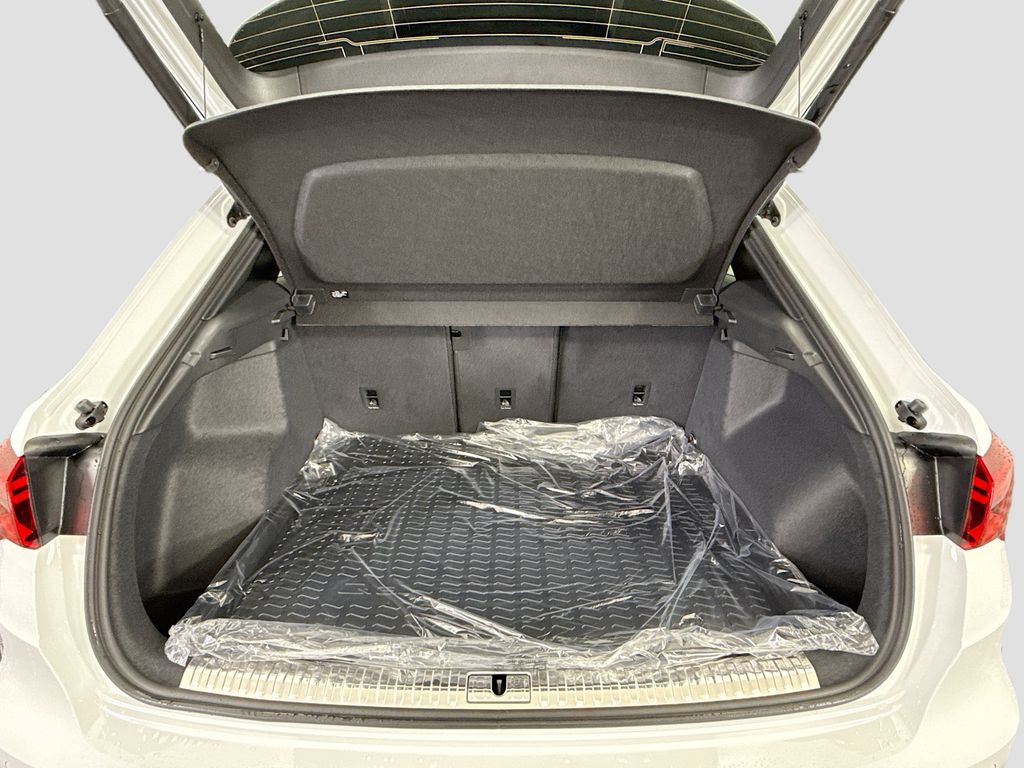 Thumbnail: 2025 Audi Q3 - 26