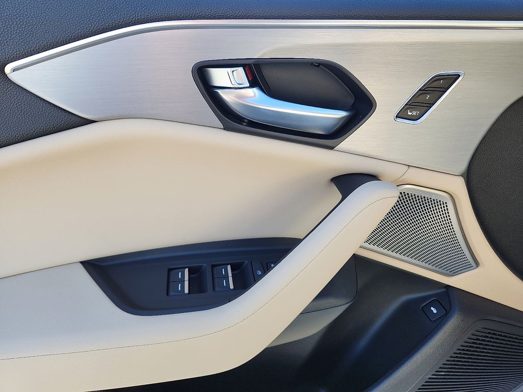 Thumbnail: 2025 Acura TLX - 8