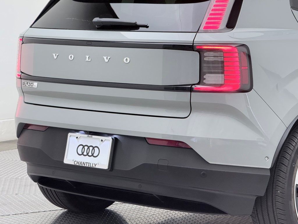 Thumbnail: 2025 Volvo EX30 - 16