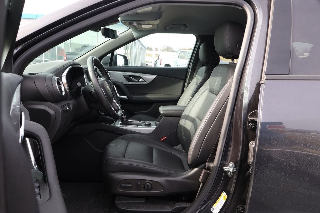 Thumbnail: 2022 Chevrolet Blazer - 14