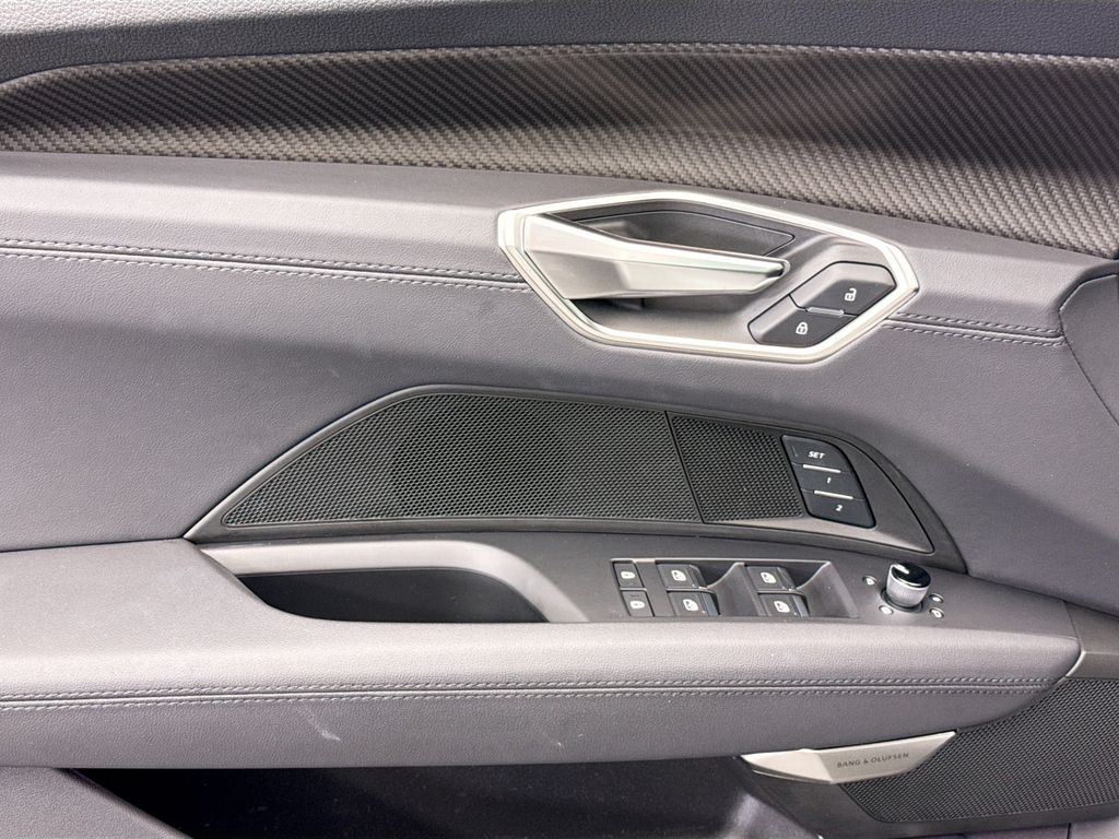 Thumbnail: 2024 Audi e-tron GT - 22