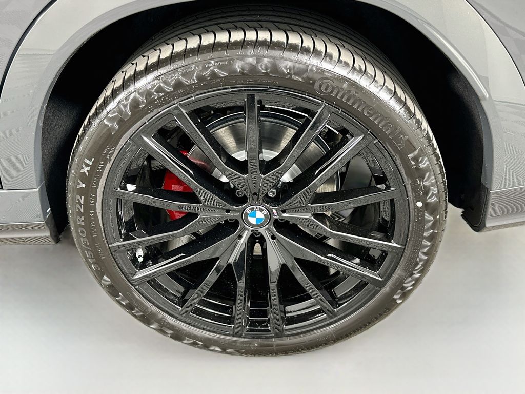 Thumbnail: 2027 BMW X6 - 23