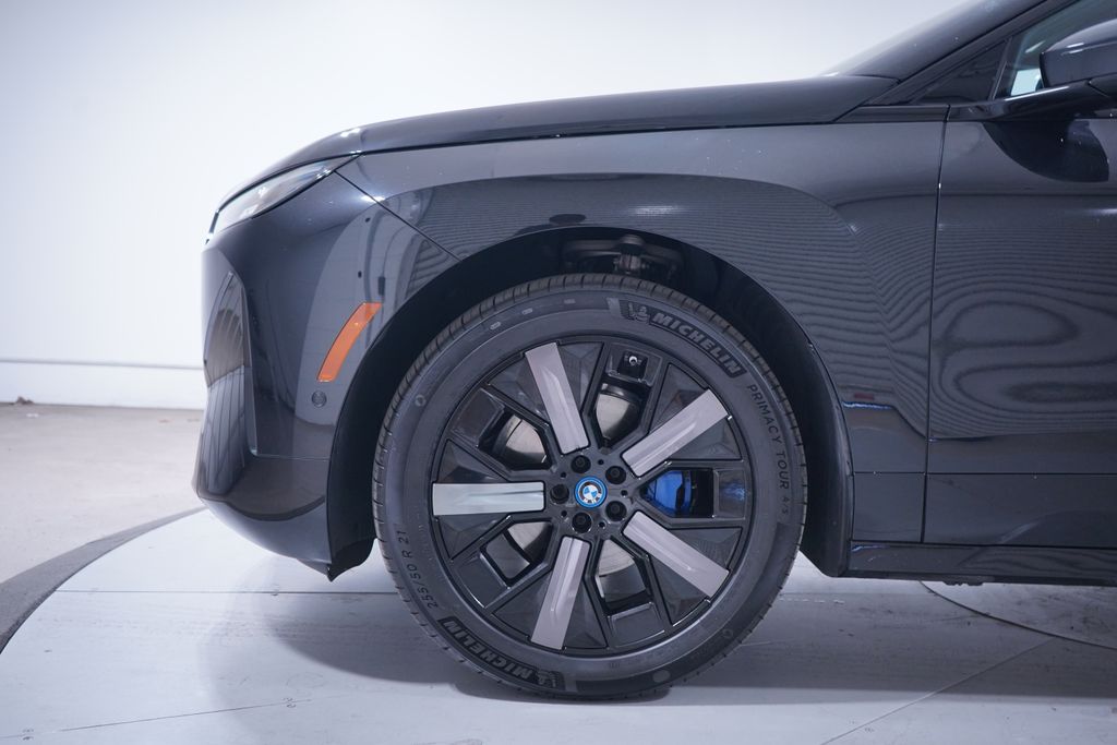 Thumbnail: 2024 BMW iX - 2