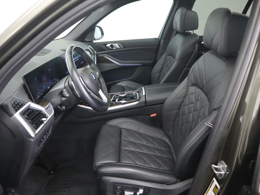 Thumbnail: 2024 BMW X5 - 20