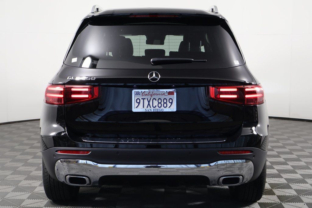 Thumbnail: 2025 Mercedes-Benz GLB - 5