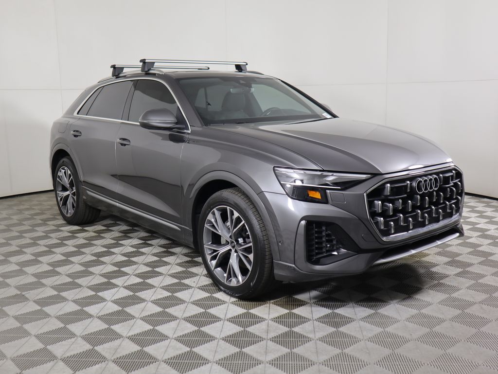 Thumbnail: 2026 Audi Q8 - 4