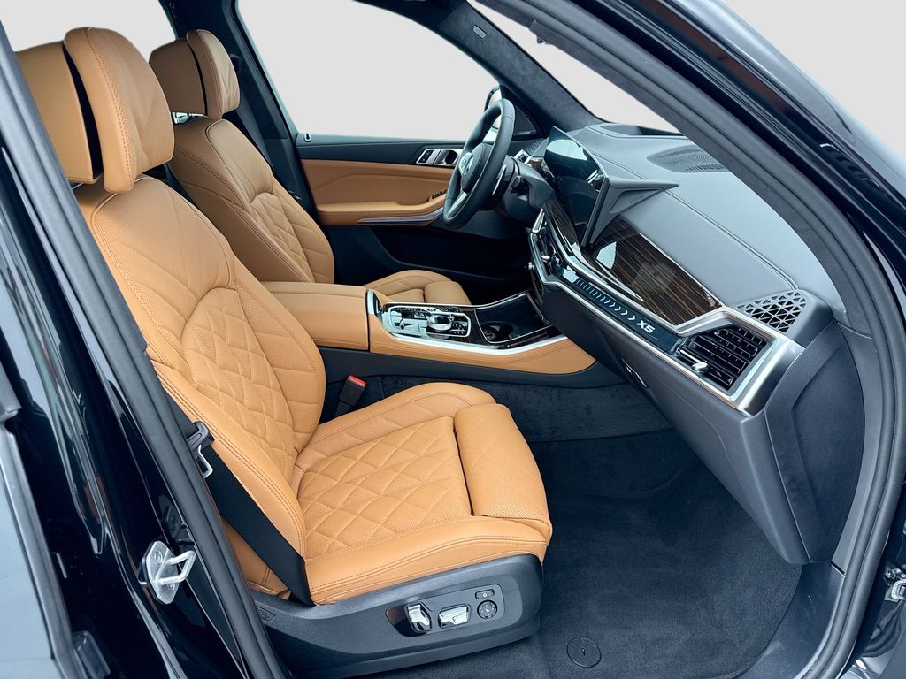 Thumbnail: 2026 BMW X5 - 19
