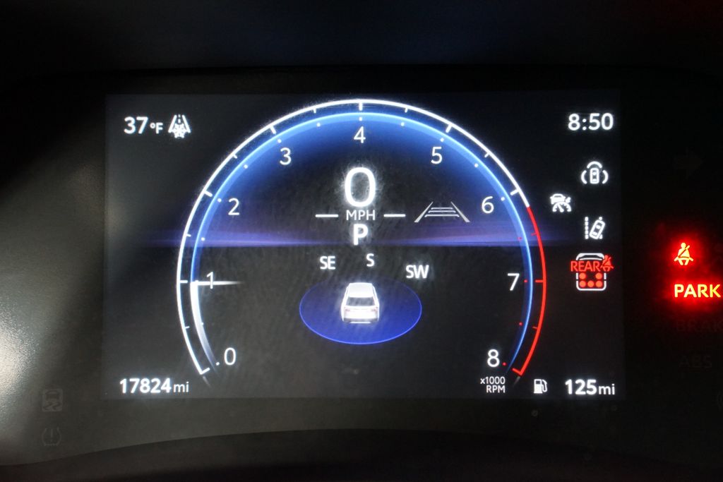 Thumbnail: 2024 Toyota Grand Highlander - 16