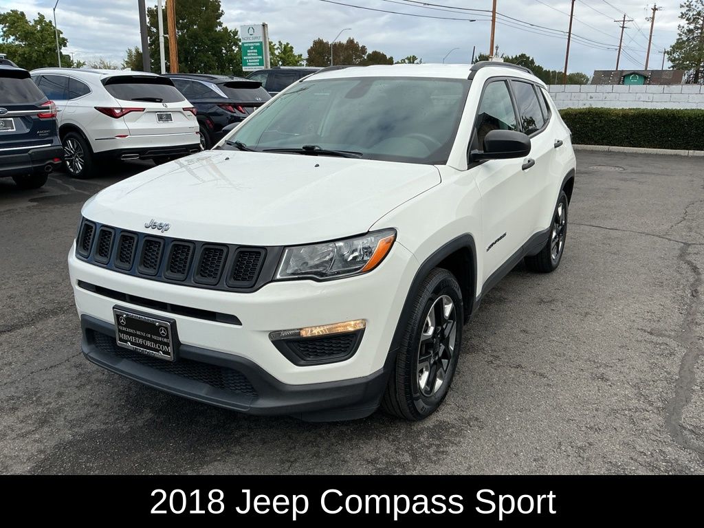 White Clearcoat 2018 Jeep Compass SUV / Crossover Front-Wheel Drive 6-Speed Automatic