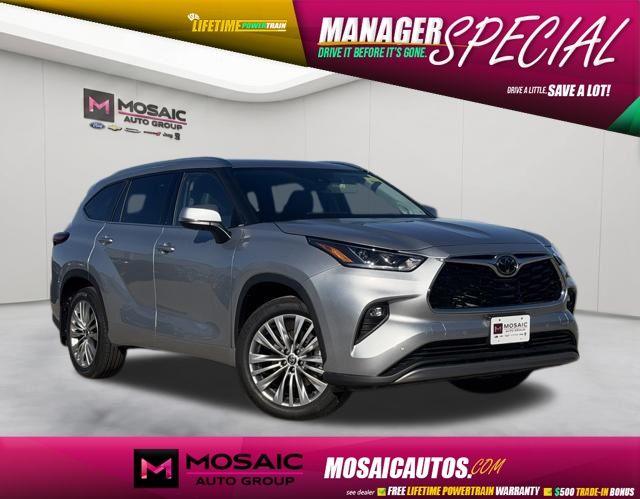 Celestial Silver Metallic 2024 Toyota Highlander SUV / Crossover All-Wheel Drive 8-Speed Automatic