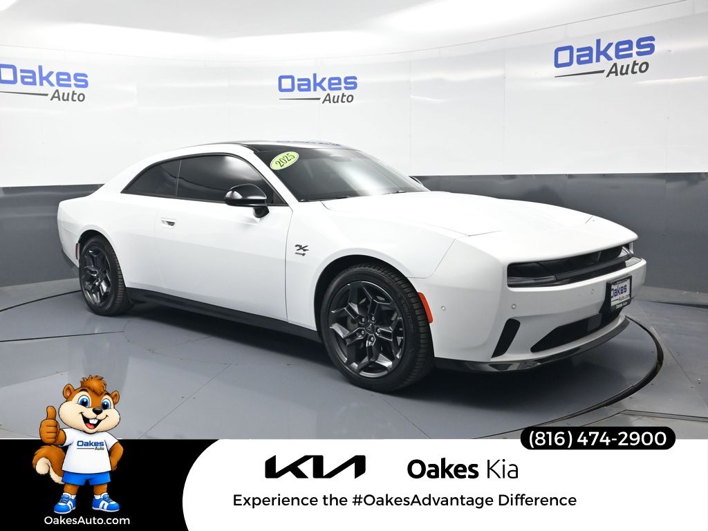 Bright White Clearcoat 2025 Dodge Charger Daytona Coupe All-Wheel Drive 1-Speed Automatic