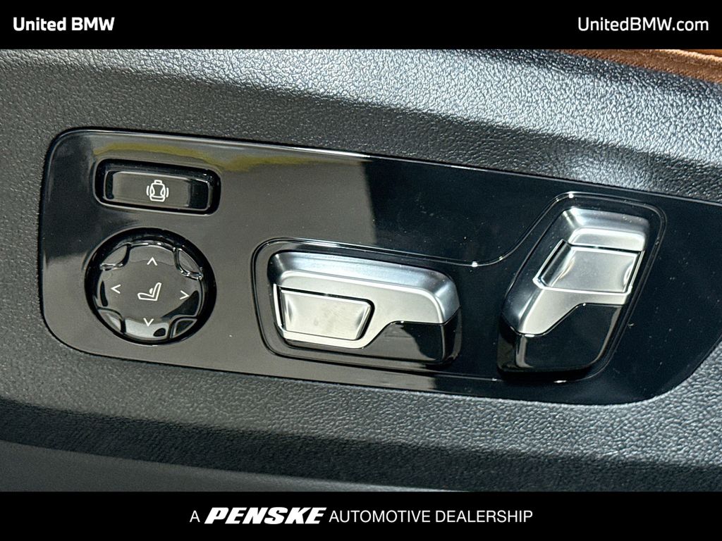 Thumbnail: 2026 BMW X5 - 4