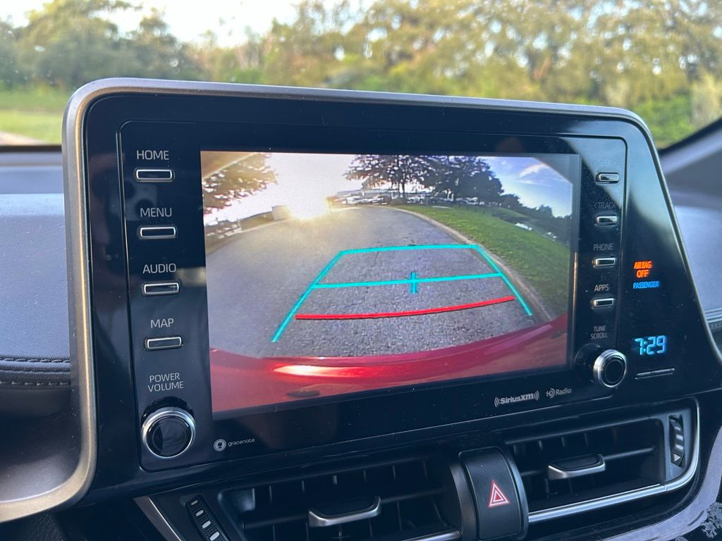 Thumbnail: 2019 Toyota C-HR - 26