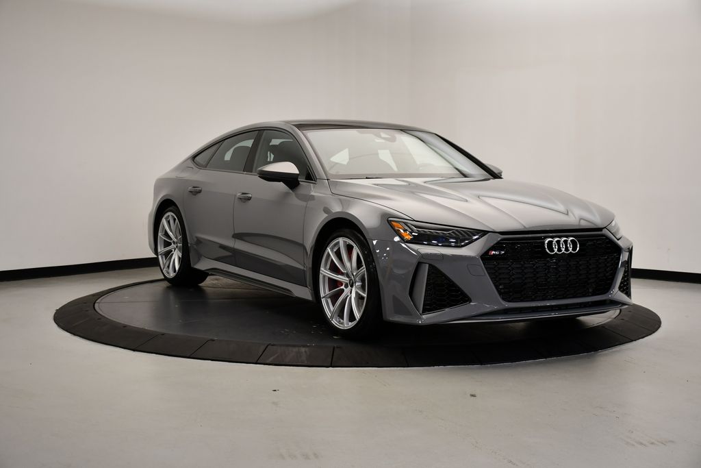 Thumbnail: 2026 Audi RS 7 - 7
