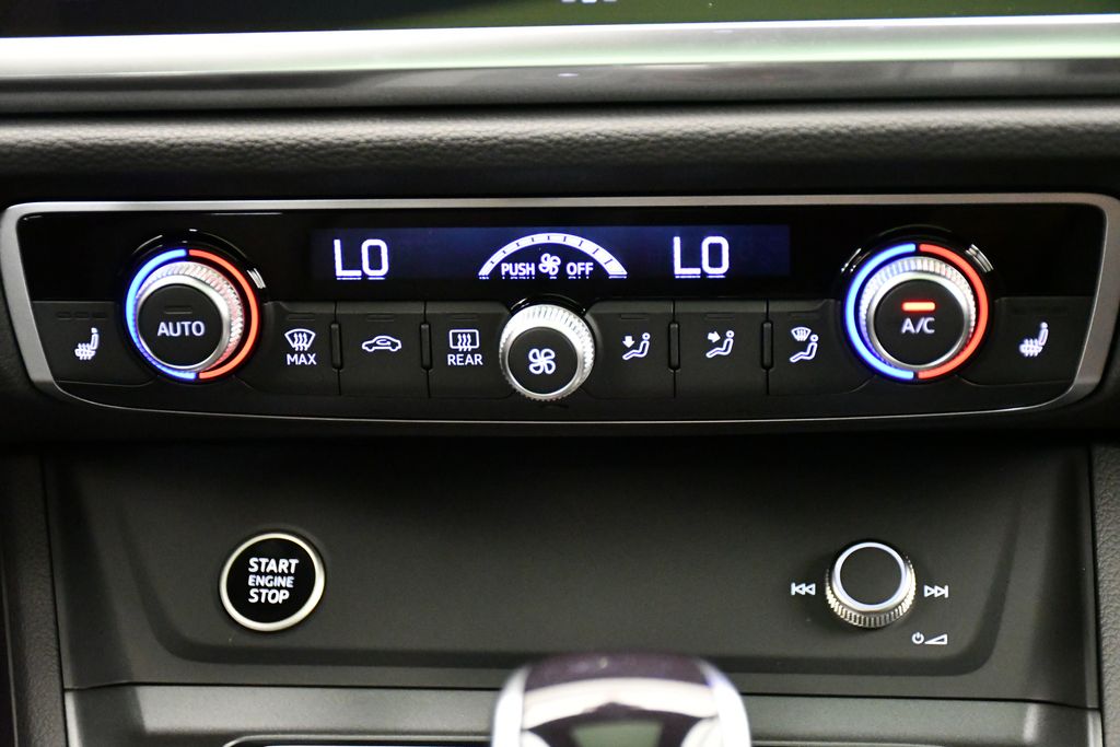 2025 Audi Q3  28
