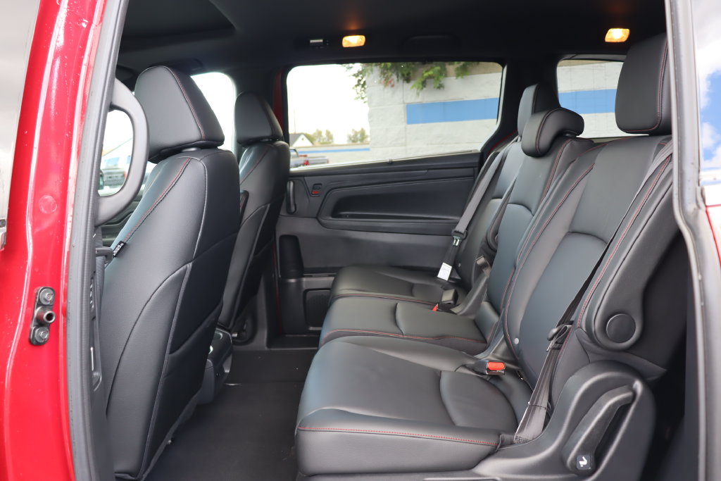 Thumbnail: 2027 Honda Odyssey - 11