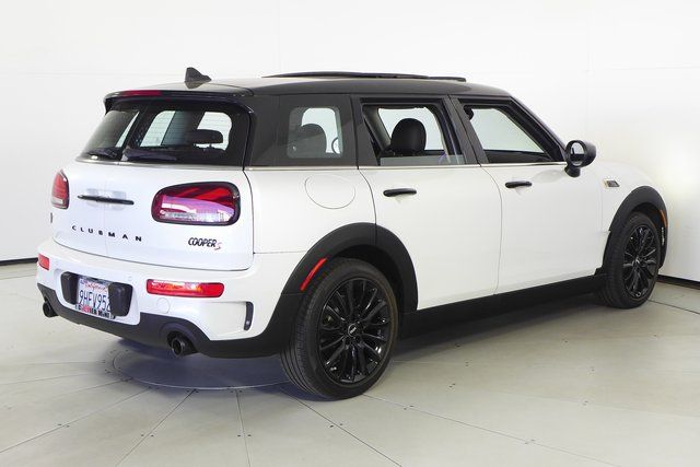 2024 MINI Cooper S Clubman Signature 7