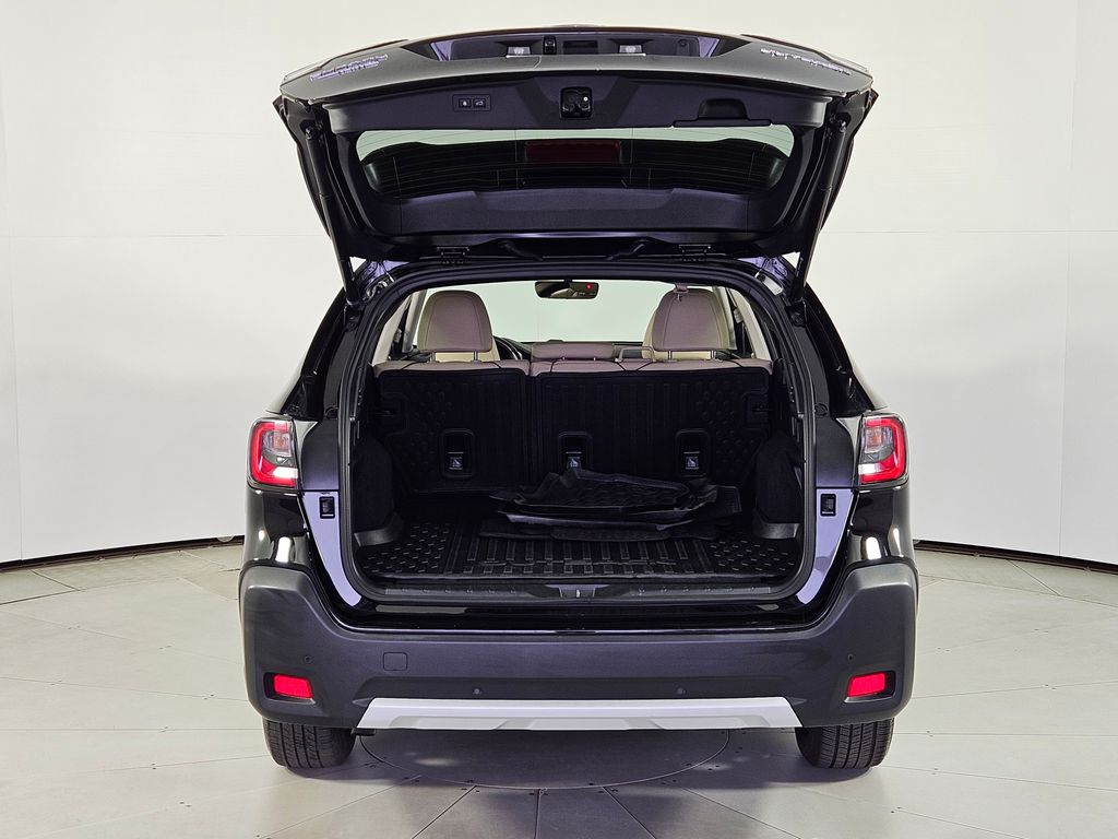 Thumbnail: 2023 Subaru Outback - 10