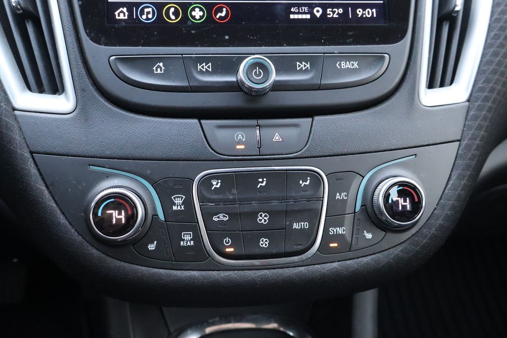 Thumbnail: 2023 Chevrolet Malibu - 24