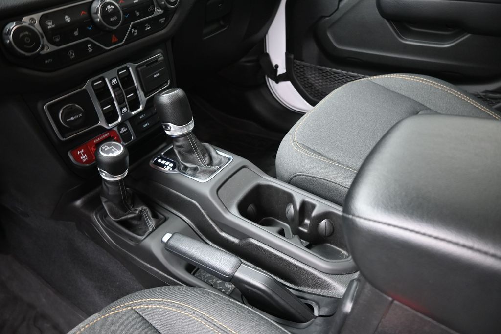 Used 2024 Jeep Gladiator Truck