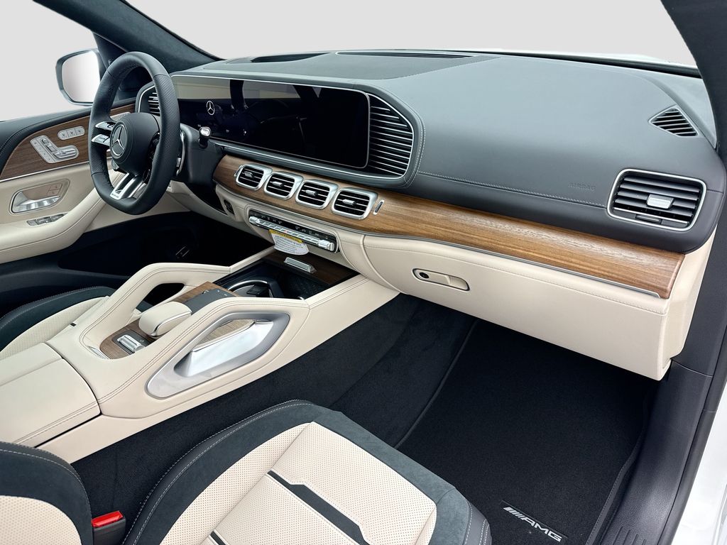 Thumbnail: 2026 Mercedes-Benz GLE - 16