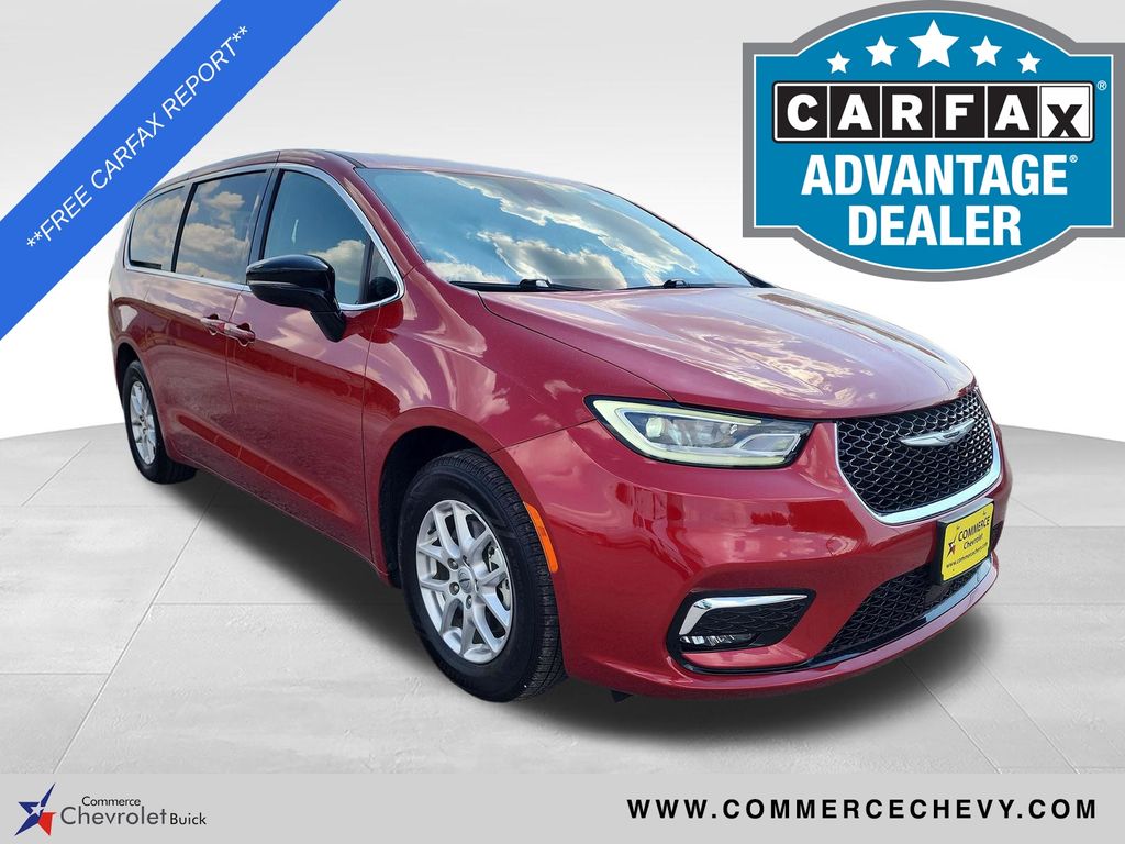 2025 Chrysler Pacifica Rojo (Red Hot Pearlcoat) Minivan Tracción delantera 9 velocidades Automática
