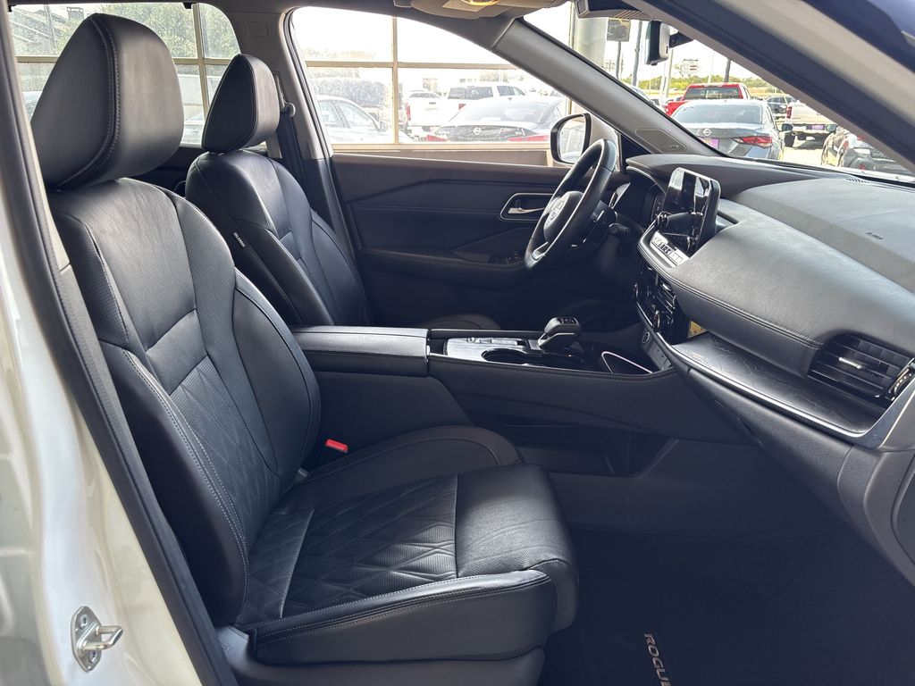 Used 2023 Nissan Rogue SUV