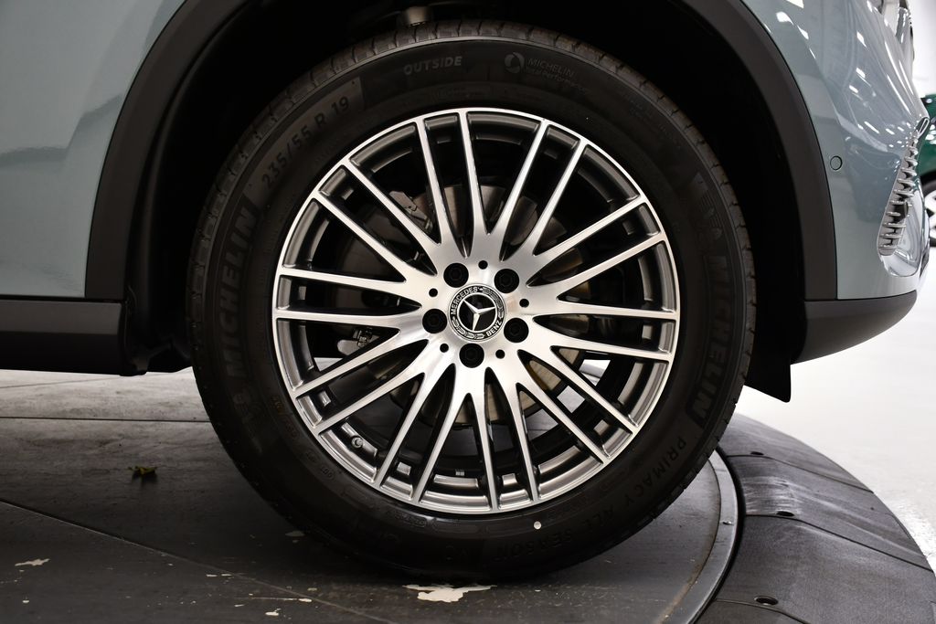 Thumbnail: 2026 Mercedes-Benz GLC - 16