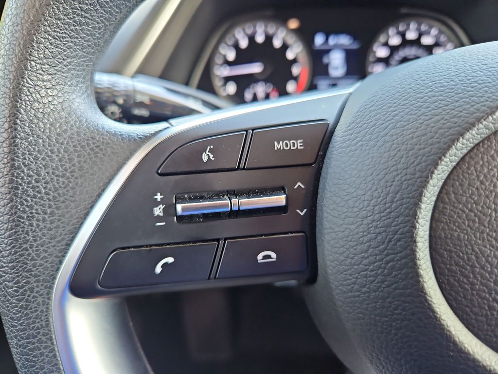 2022 Hyundai Sonata SE - 10