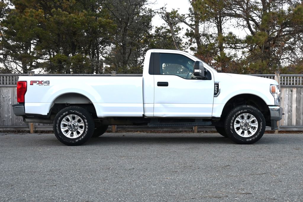 Thumbnail: 2020 Ford Econoline - 6