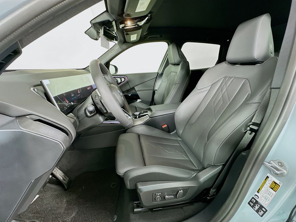 Thumbnail: 2026 BMW X3 - 16