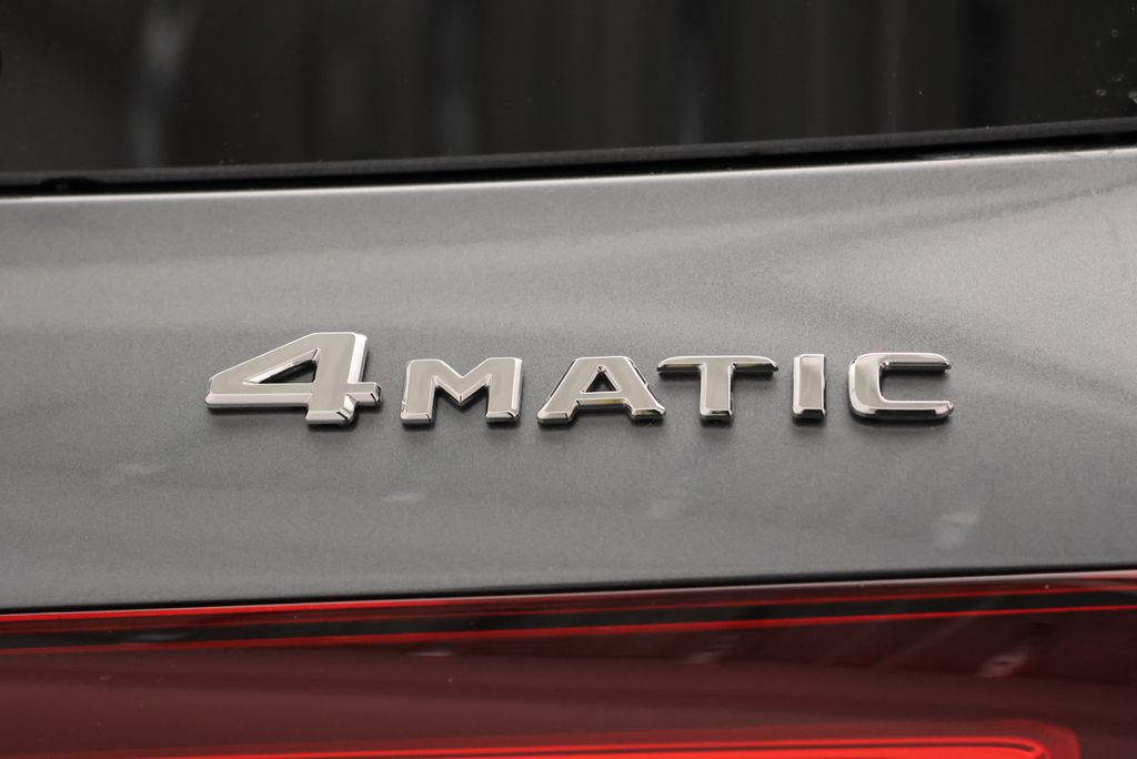 Thumbnail: 2026 Mercedes-Benz GLE - 10