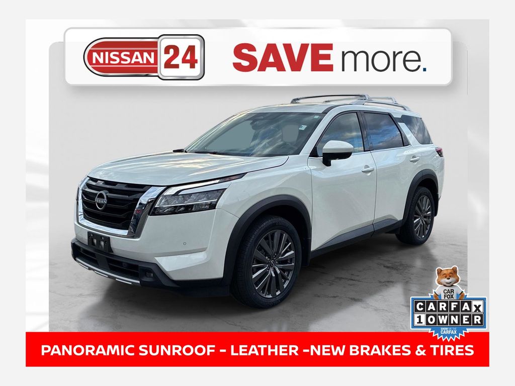 Pearl White 2024 Nissan Pathfinder SUV / Crossover All-Wheel Drive 9-Speed Automatic