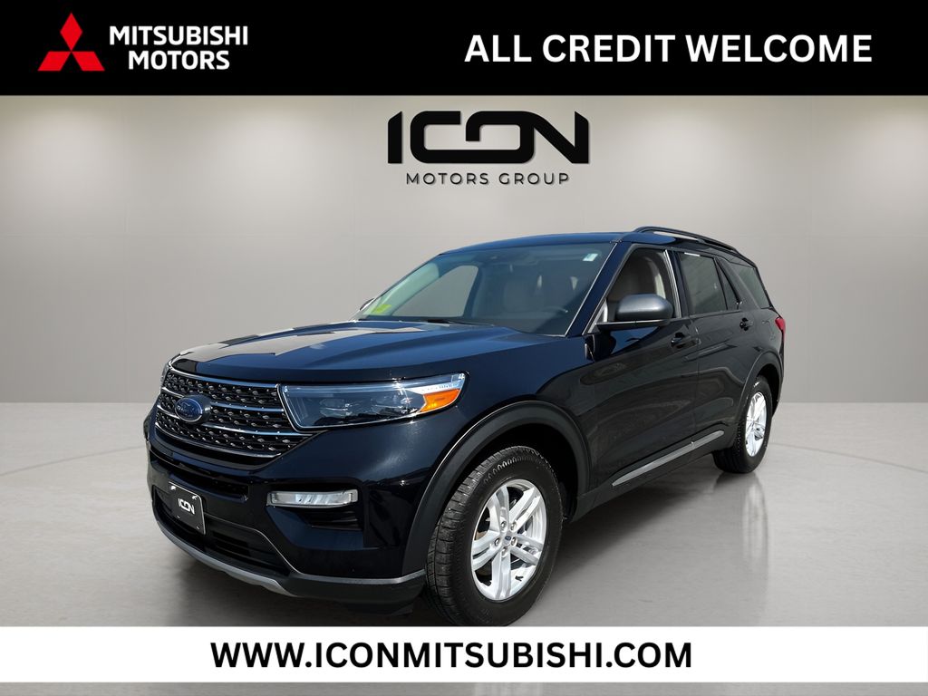 2022 Ford Explorer XLT RWD's photo