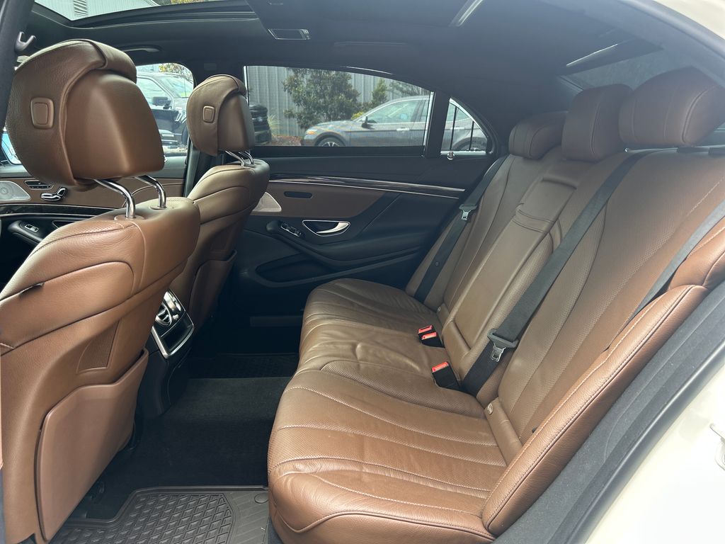 Used 2017  Mercedes-Benz S 550 image 12