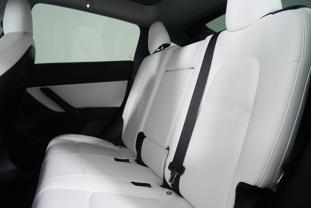 Thumbnail: 2021 Tesla Model Y - 17