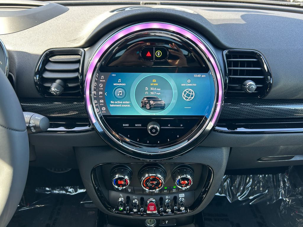 Thumbnail: 2023 MINI Cooper Clubman - 24