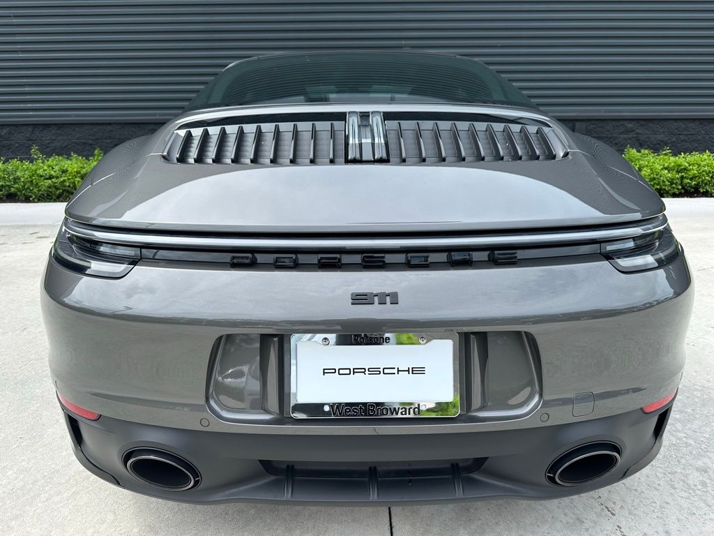Thumbnail: 2024 Porsche 911 - 11