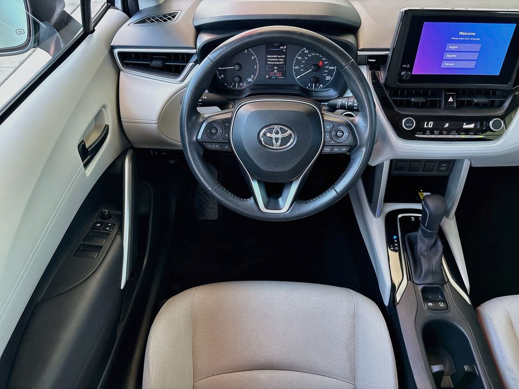 Thumbnail: 2023 Toyota Corolla Cross - 10