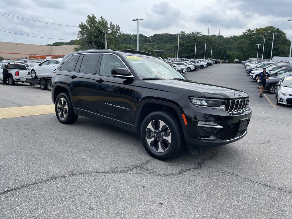 Used 2024 Jeep Grand Cherokee SUV