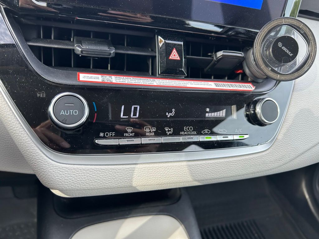 Thumbnail: 2025 Toyota Corolla - 26