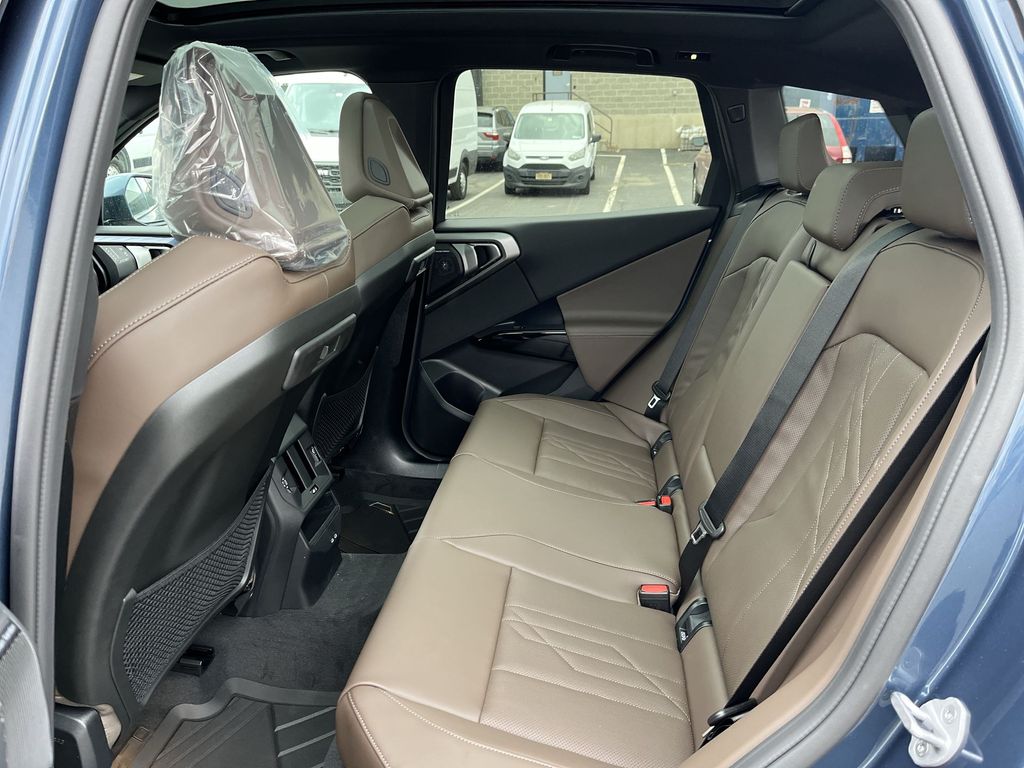 Thumbnail: 2026 BMW X3 - 23