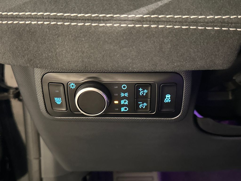 Certified Used 2025 Black Ford GT image 19