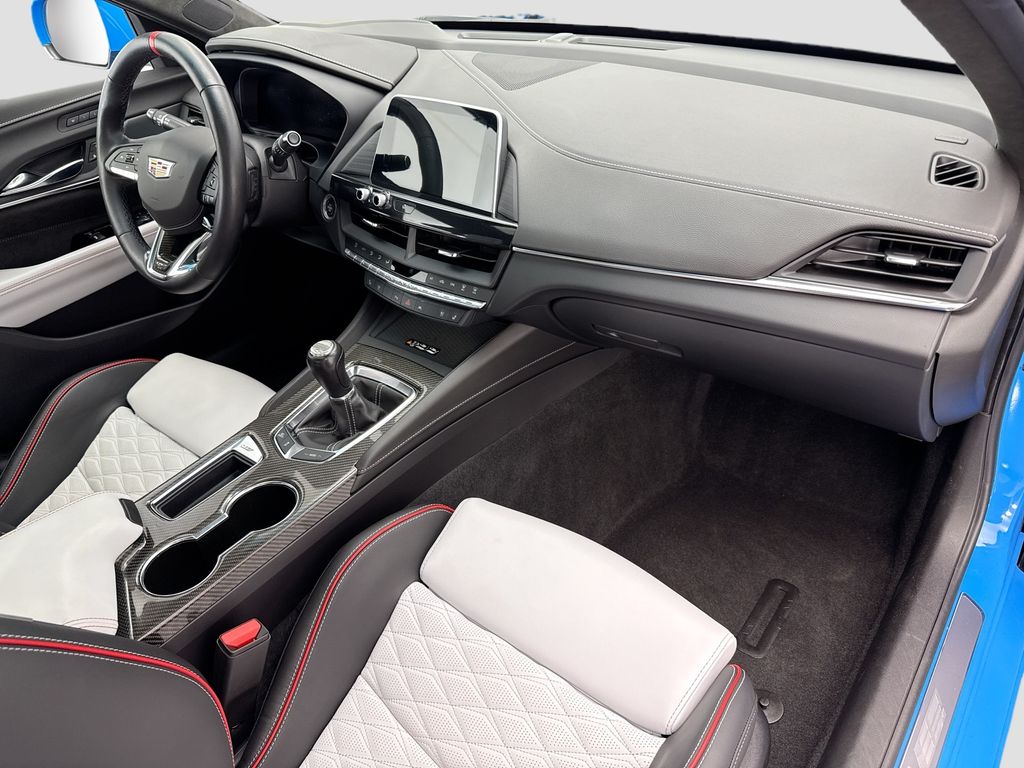Thumbnail: 2023 Cadillac CT4 - 15