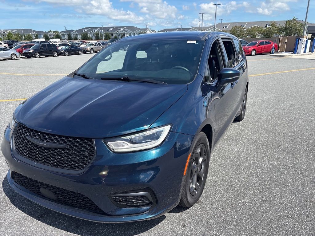 Fathom Blue Pearlcoat 2022 Chrysler Pacifica Hybrid Minivan Front-Wheel Drive Continuously Variable Transmission