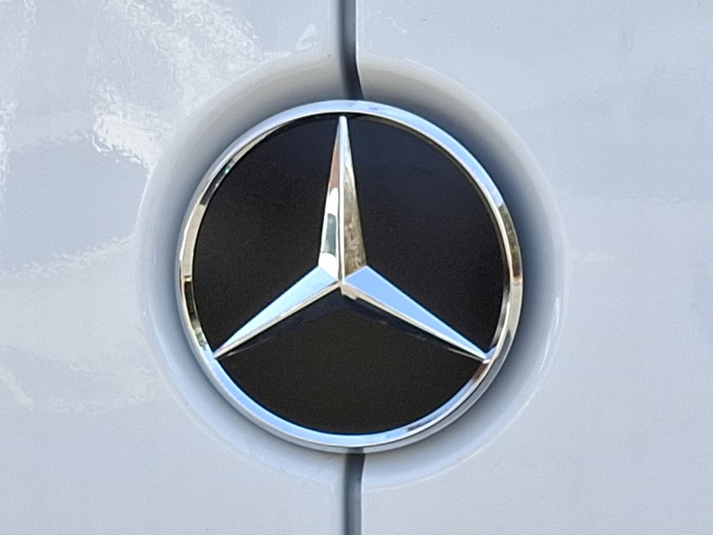Thumbnail: 2025 Mercedes-Benz Sprinter - 21