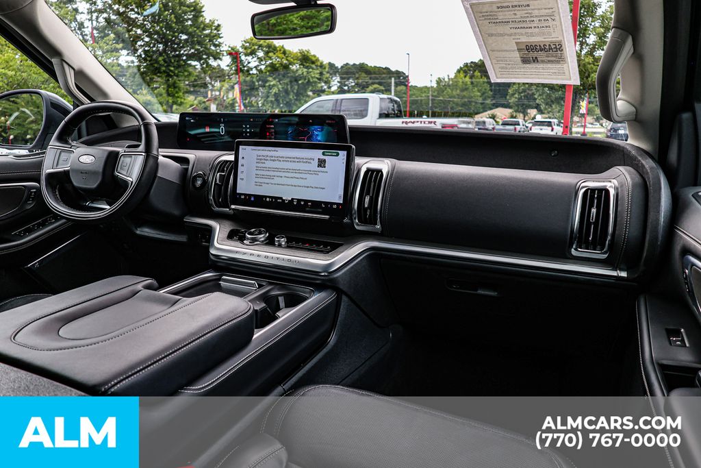 Used 2025 Silver Ford Platinum image 35