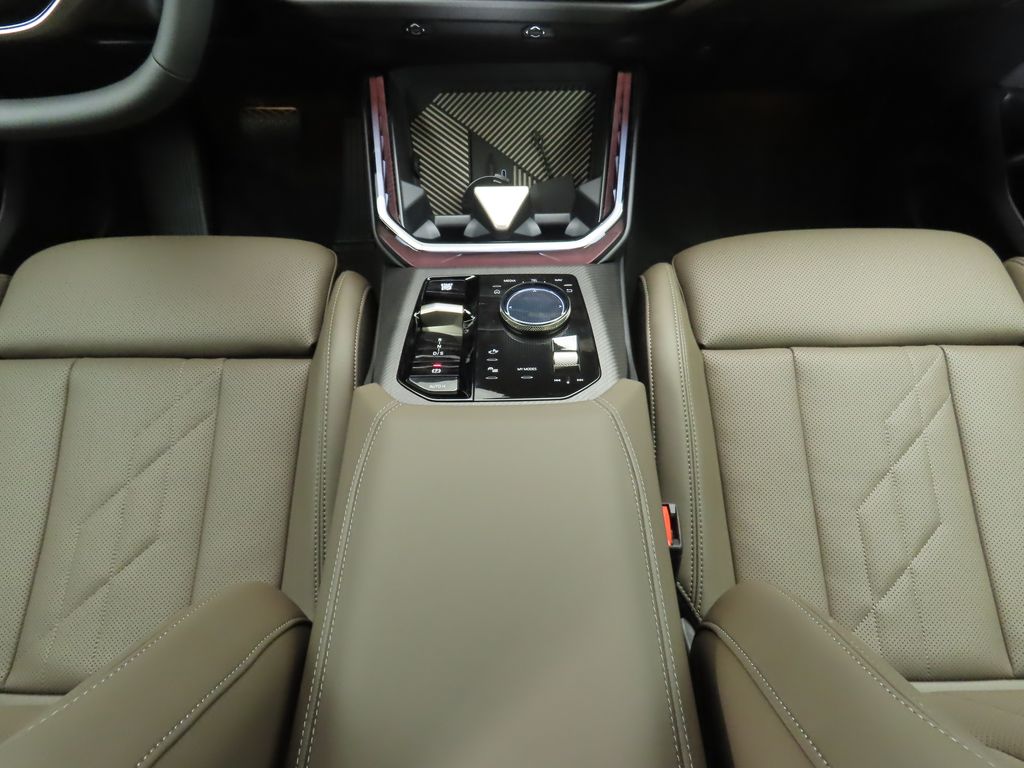 Thumbnail: 2025 BMW X3 - 17