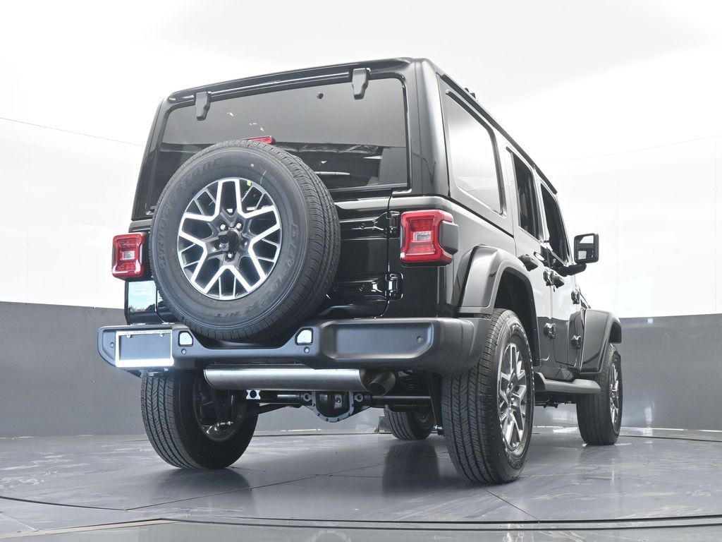 New 2026 Black Clearcoat Jeep Sahara image 57