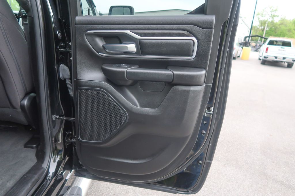 2023 Ram 1500 Big Horn Quad Cab 4x4 6'4" Box
